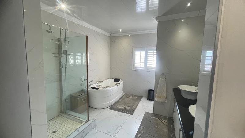 4 Bedroom Property for Sale in Eldoglen Gauteng