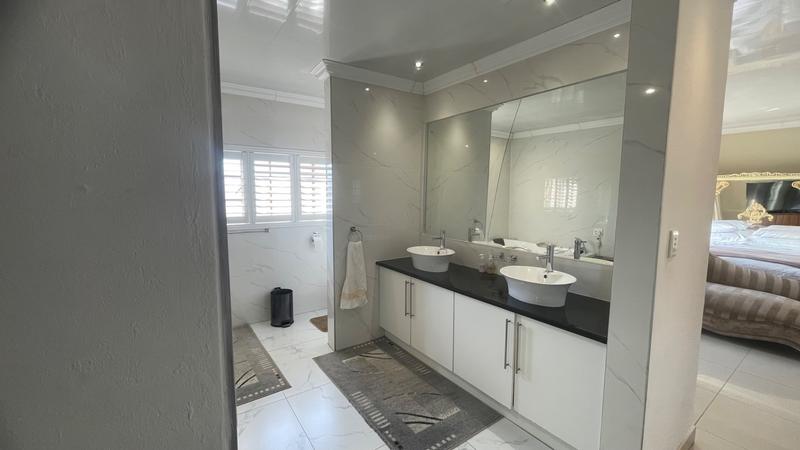 4 Bedroom Property for Sale in Eldoglen Gauteng