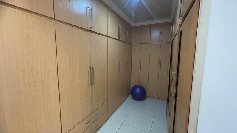 4 Bedroom Property for Sale in Eldoglen Gauteng