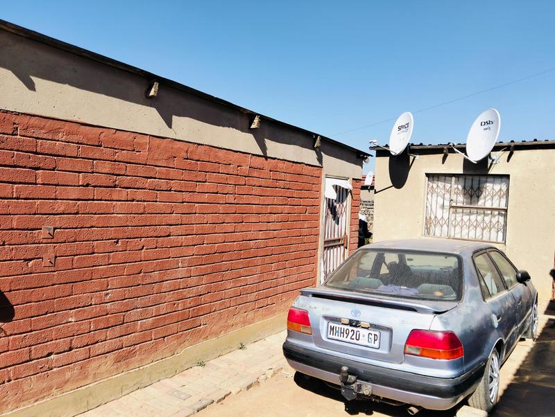 8 Bedroom Property for Sale in Tembisa Gauteng