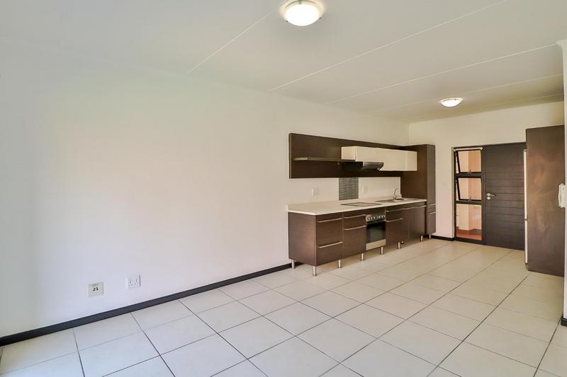 To Let 2 Bedroom Property for Rent in Greenstone Hill Gauteng