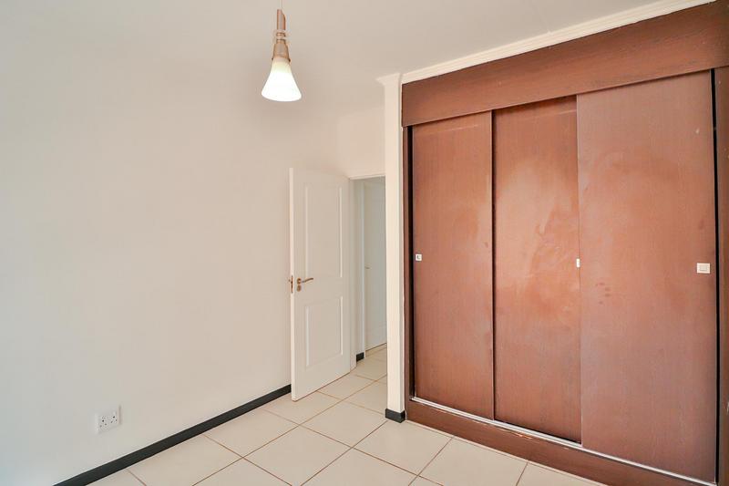 To Let 2 Bedroom Property for Rent in Greenstone Hill Gauteng