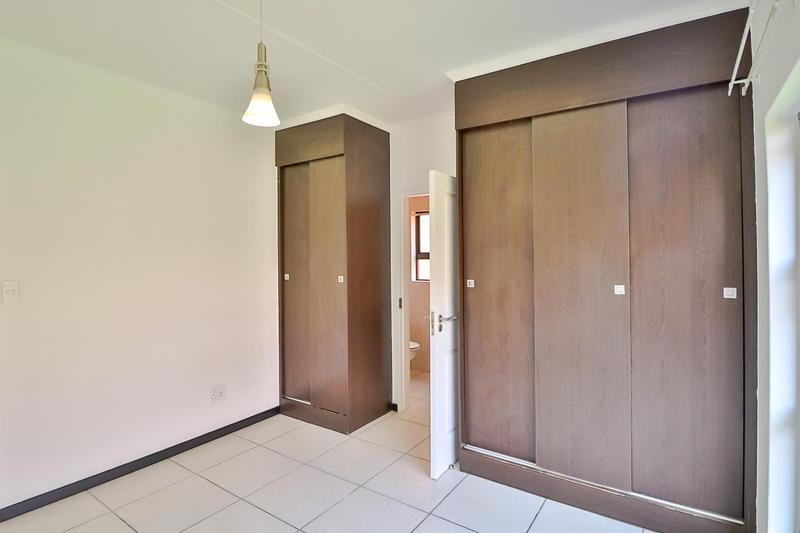 To Let 2 Bedroom Property for Rent in Greenstone Hill Gauteng