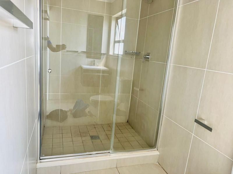 To Let 1 Bedroom Property for Rent in Greenstone Hill Gauteng