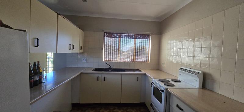 To Let 2 Bedroom Property for Rent in Sunward Park Gauteng