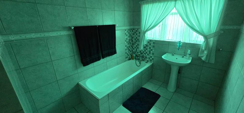 To Let 3 Bedroom Property for Rent in Elspark Gauteng