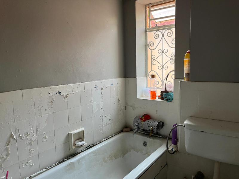 1 Bedroom Property for Sale in Sunnyside Gauteng