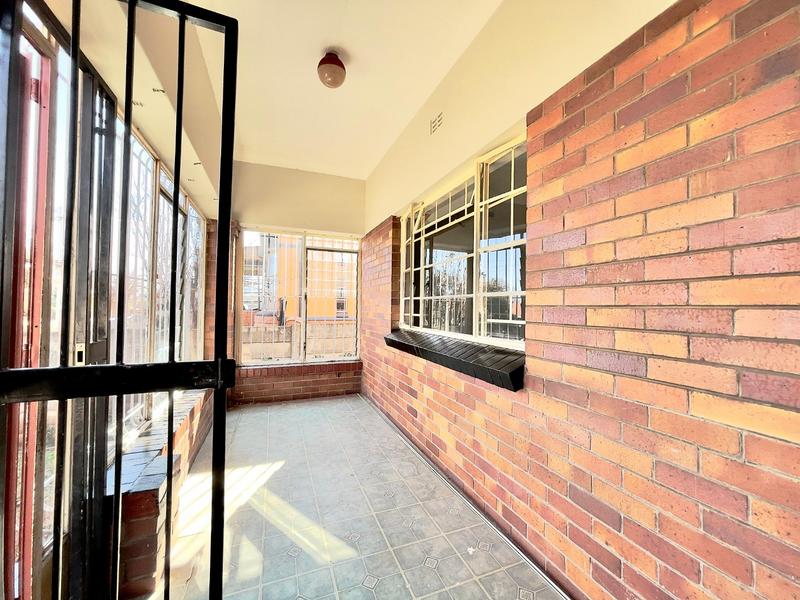 To Let 3 Bedroom Property for Rent in Roodepoort Gauteng