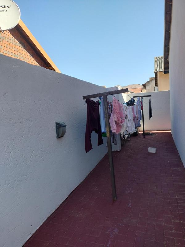 2 Bedroom Property for Sale in Naturena Gauteng