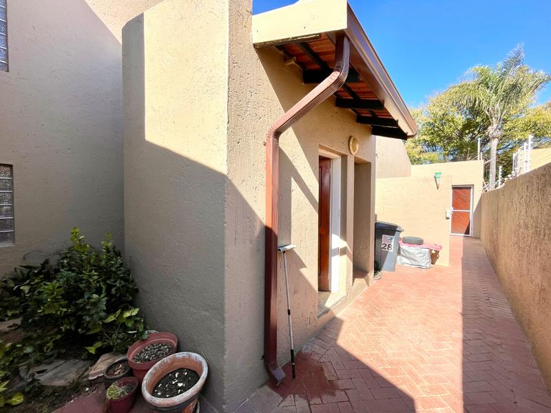 4 Bedroom Property for Sale in Noordheuwel Gauteng