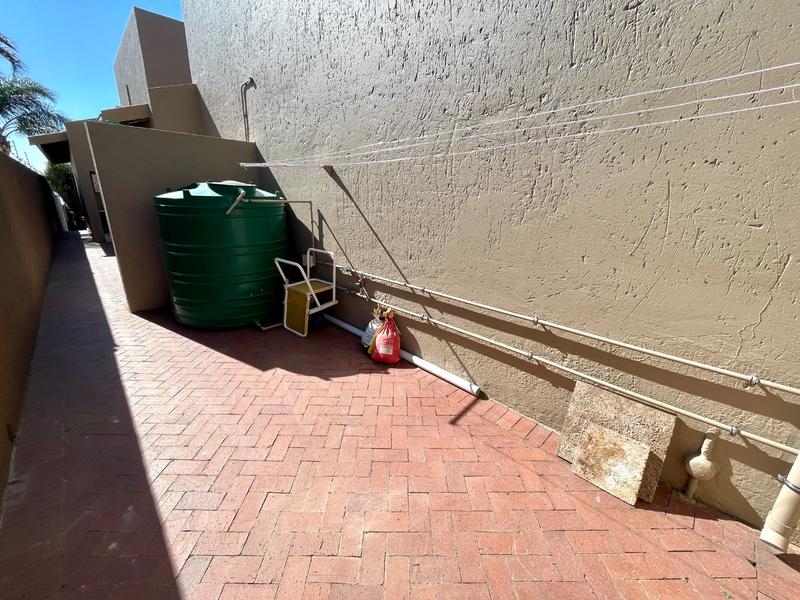 4 Bedroom Property for Sale in Noordheuwel Gauteng