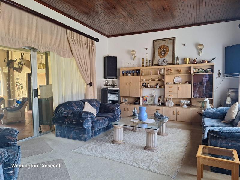 To Let 4 Bedroom Property for Rent in Lyndhurst Gauteng