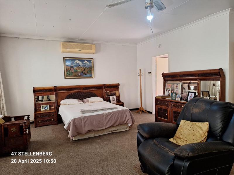 To Let 4 Bedroom Property for Rent in Lyndhurst Gauteng