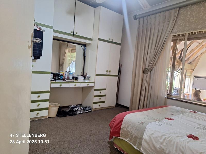 To Let 4 Bedroom Property for Rent in Lyndhurst Gauteng