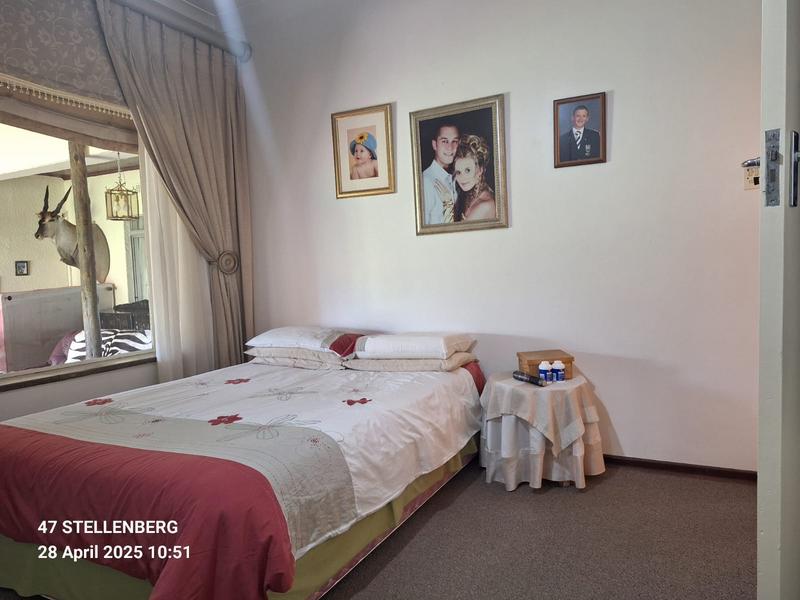 To Let 4 Bedroom Property for Rent in Lyndhurst Gauteng