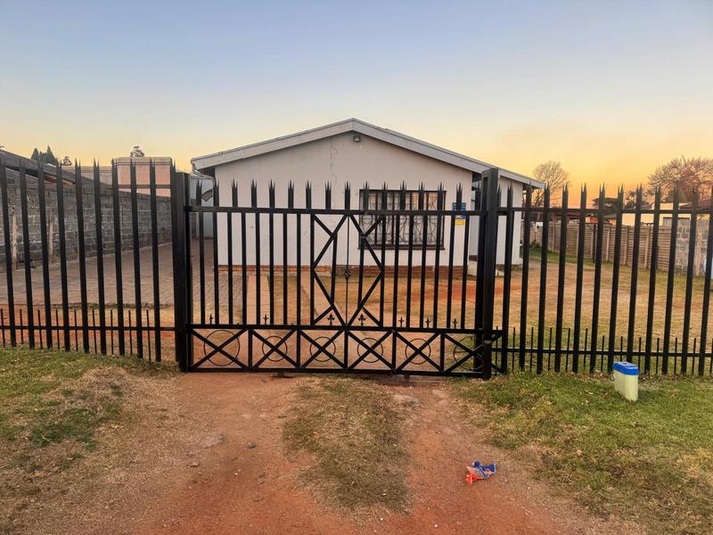 7 Bedroom Property for Sale in Terenure Gauteng