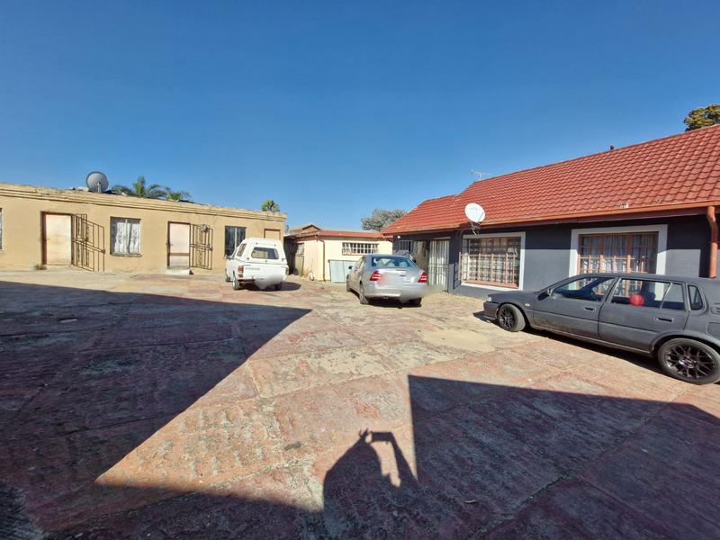 3 Bedroom Property for Sale in Birchleigh North Gauteng