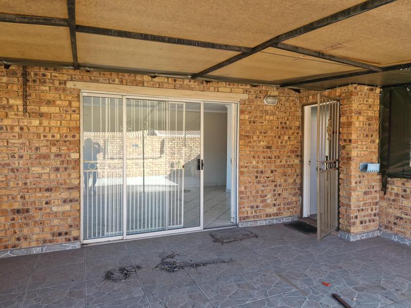3 Bedroom Property for Sale in Terenure Gauteng