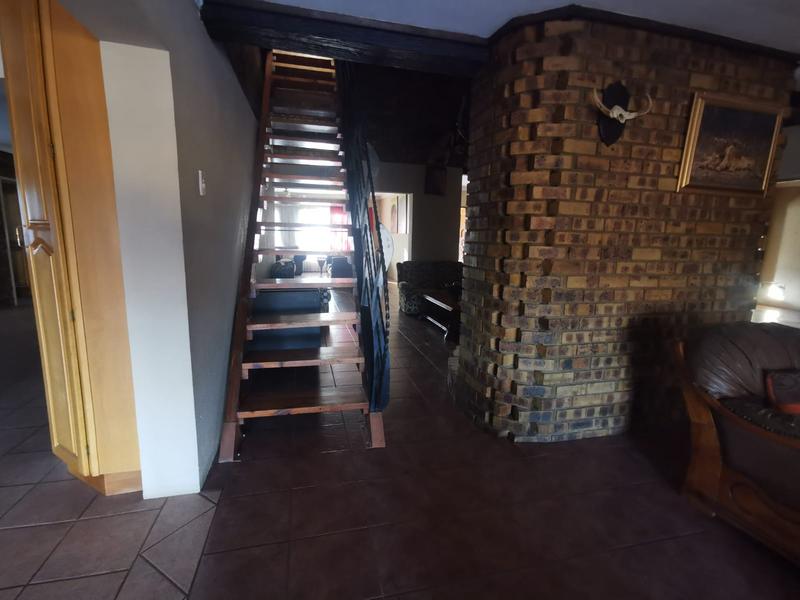 To Let 4 Bedroom Property for Rent in Strubenvale Gauteng