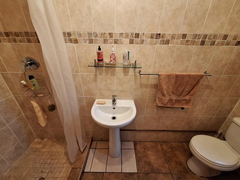 3 Bedroom Property for Sale in Doringkloof Gauteng