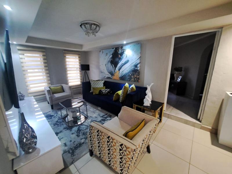 3 Bedroom Property for Sale in Heuweloord Gauteng