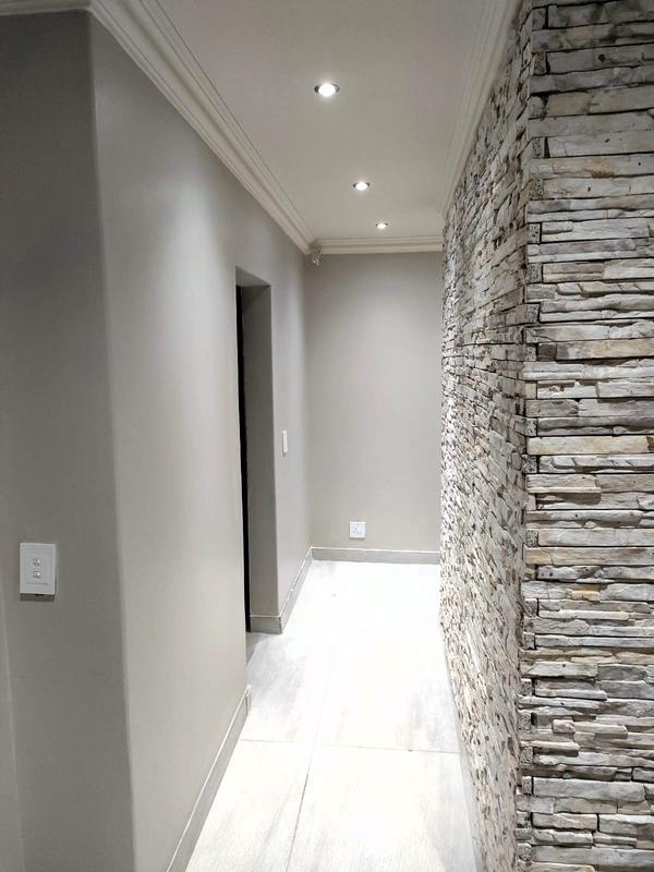 3 Bedroom Property for Sale in Heuweloord Gauteng