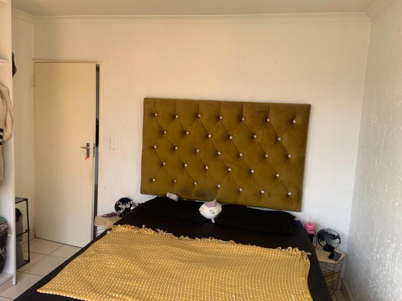 2 Bedroom Property for Sale in The Reeds Gauteng