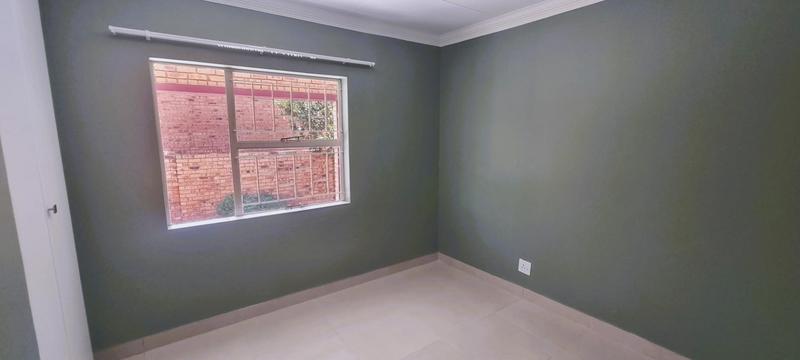 2 Bedroom Property for Sale in Amberfield Gauteng