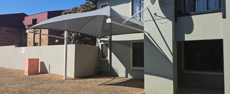 To Let 2 Bedroom Property for Rent in Greenhills Gauteng