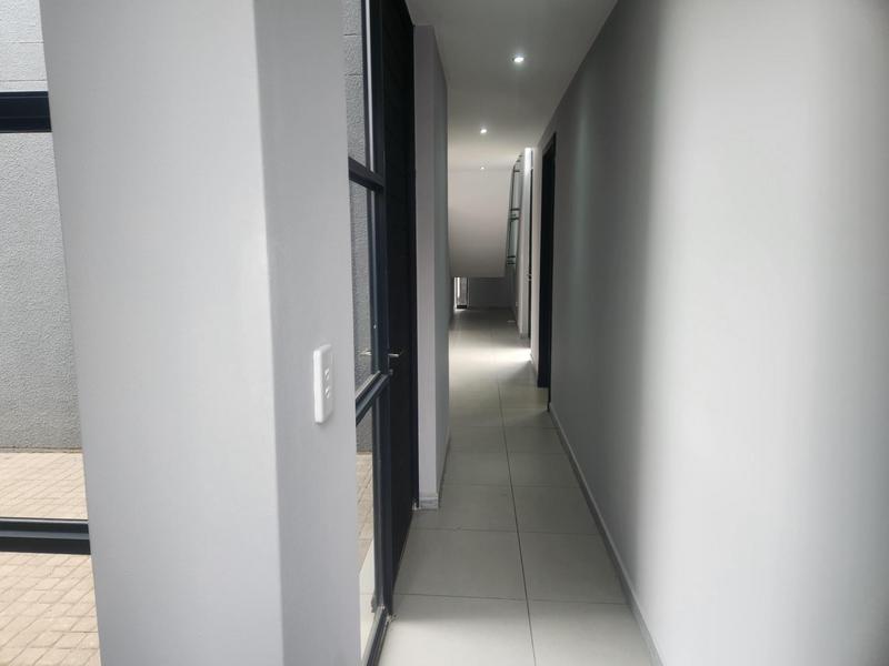 To Let 3 Bedroom Property for Rent in Raslouw Gauteng