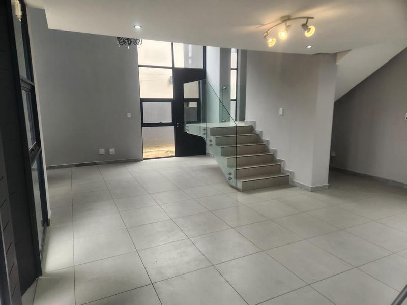 To Let 3 Bedroom Property for Rent in Raslouw Gauteng
