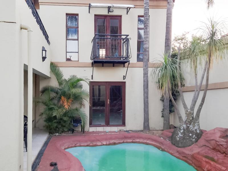To Let 3 Bedroom Property for Rent in Sunninghill Gauteng