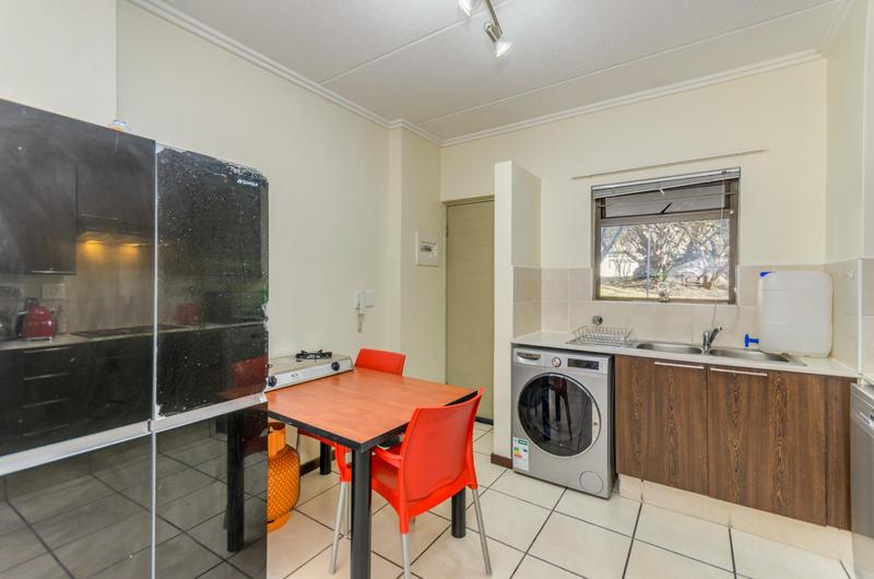 To Let 2 Bedroom Property for Rent in Lonehill Gauteng