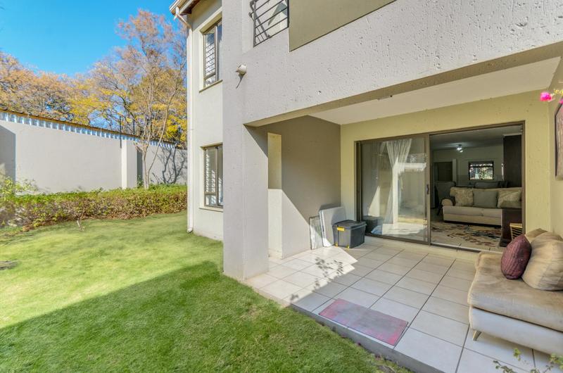 To Let 2 Bedroom Property for Rent in Lonehill Gauteng