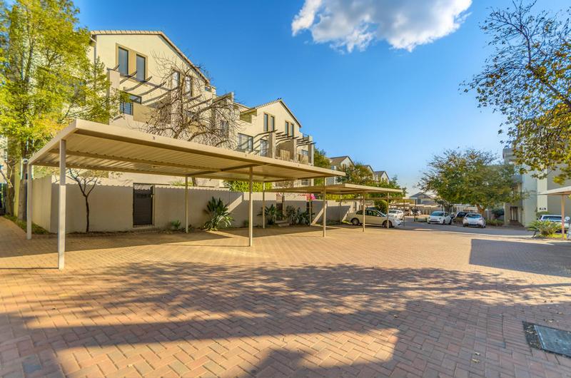 To Let 2 Bedroom Property for Rent in Lonehill Gauteng