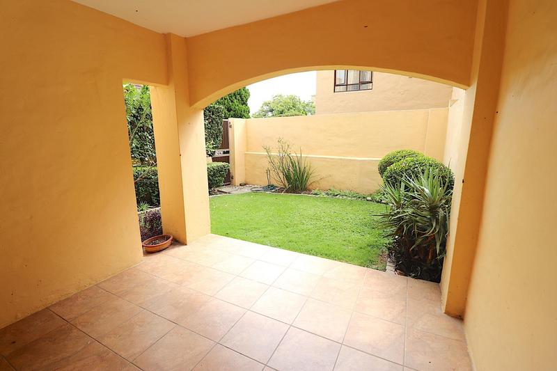2 Bedroom Property for Sale in Lonehill Gauteng