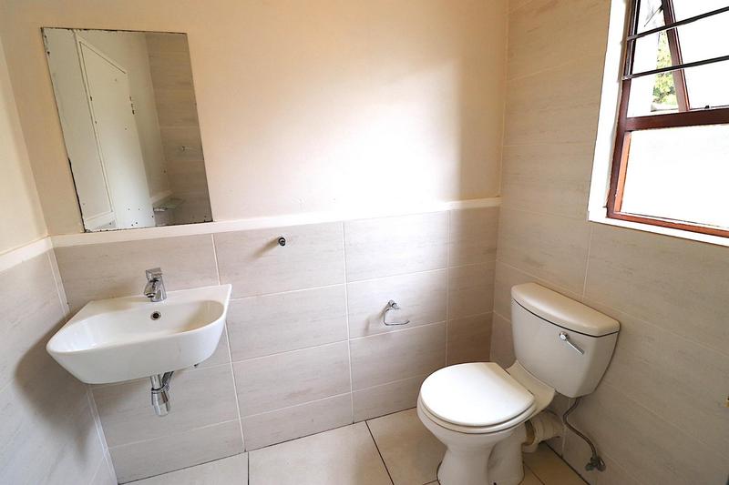 2 Bedroom Property for Sale in Lonehill Gauteng