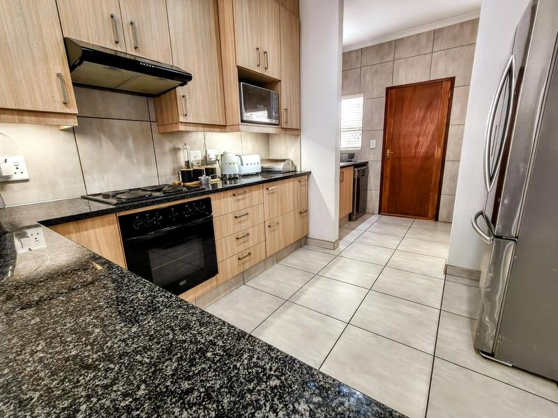 To Let 3 Bedroom Property for Rent in North Riding Gauteng