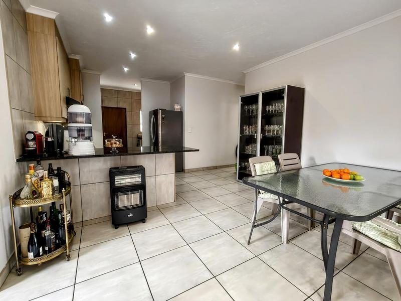 To Let 3 Bedroom Property for Rent in North Riding Gauteng