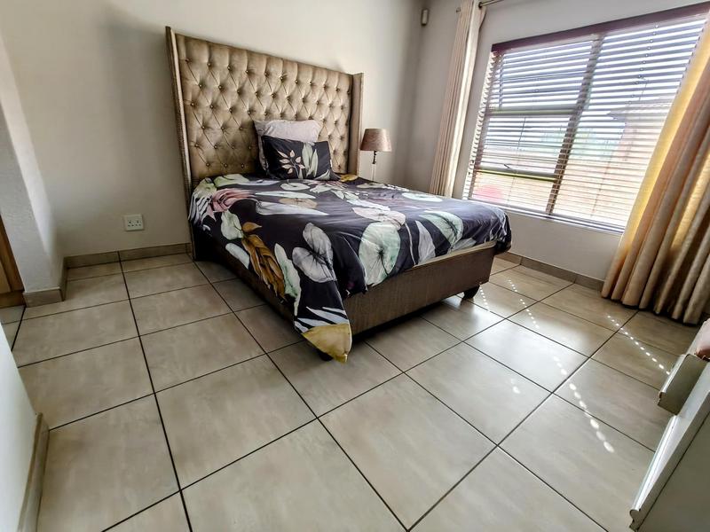 To Let 3 Bedroom Property for Rent in North Riding Gauteng
