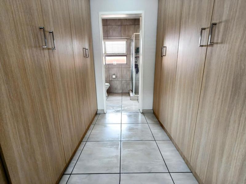 To Let 3 Bedroom Property for Rent in North Riding Gauteng