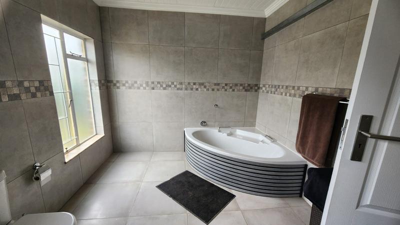 4 Bedroom Property for Sale in Sinoville Gauteng