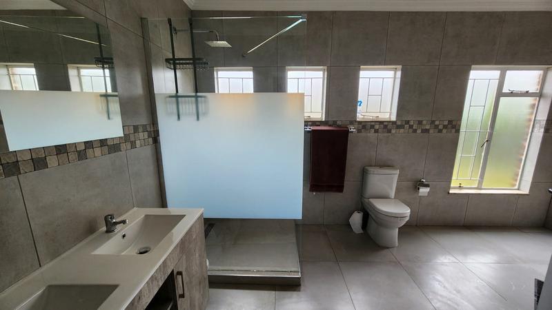 4 Bedroom Property for Sale in Sinoville Gauteng