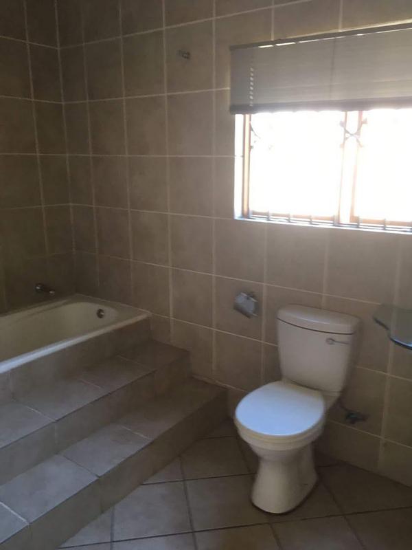 3 Bedroom Property for Sale in Paulshof Gauteng