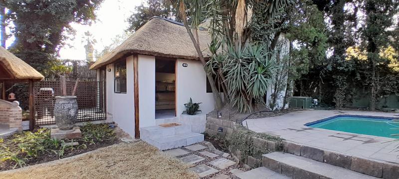 To Let 1 Bedroom Property for Rent in Farrarmere Gauteng