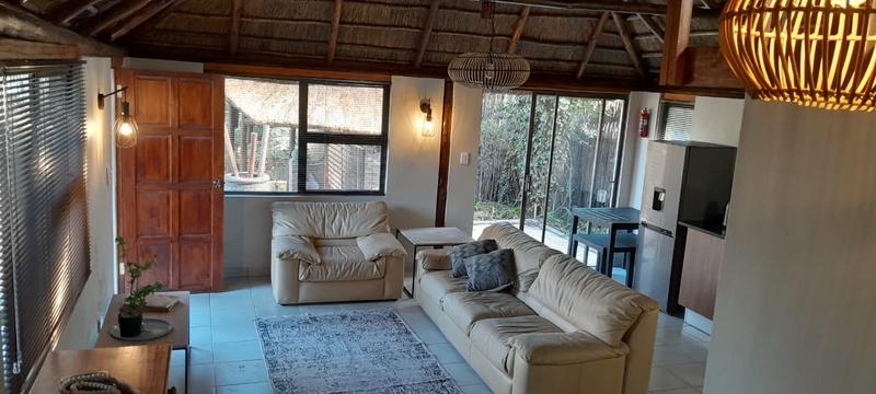 To Let 1 Bedroom Property for Rent in Farrarmere Gauteng
