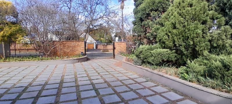To Let 1 Bedroom Property for Rent in Farrarmere Gauteng