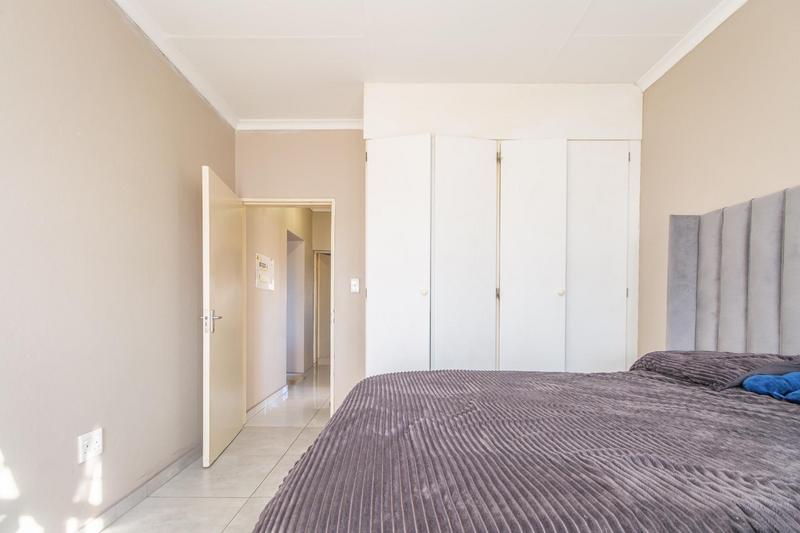 To Let 2 Bedroom Property for Rent in Sugar Bush Estate Gauteng