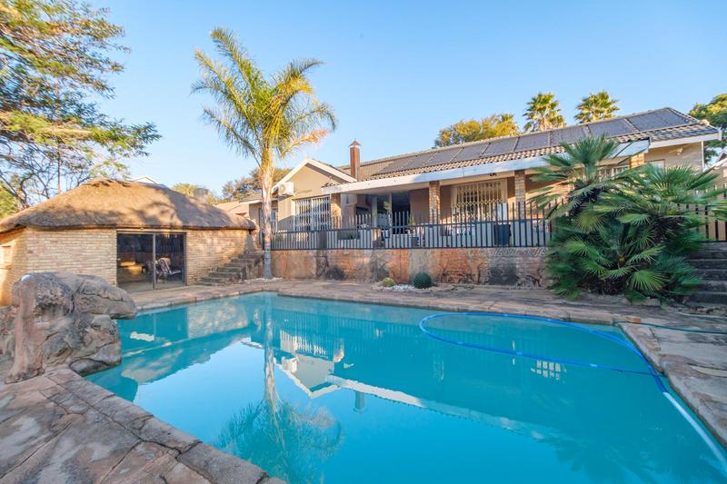 4 Bedroom Property for Sale in Rant En Dal Gauteng