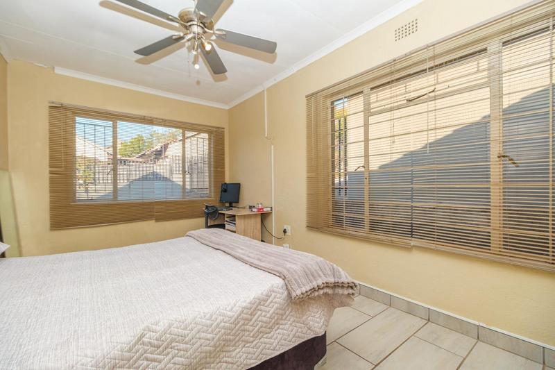 4 Bedroom Property for Sale in Rant En Dal Gauteng
